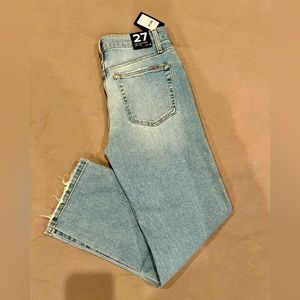 Joes Jeans High Rise, Straight jean, size 27. 26” crop